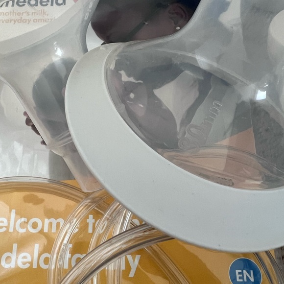 Madela Pump In Style - Picture 2 of 3